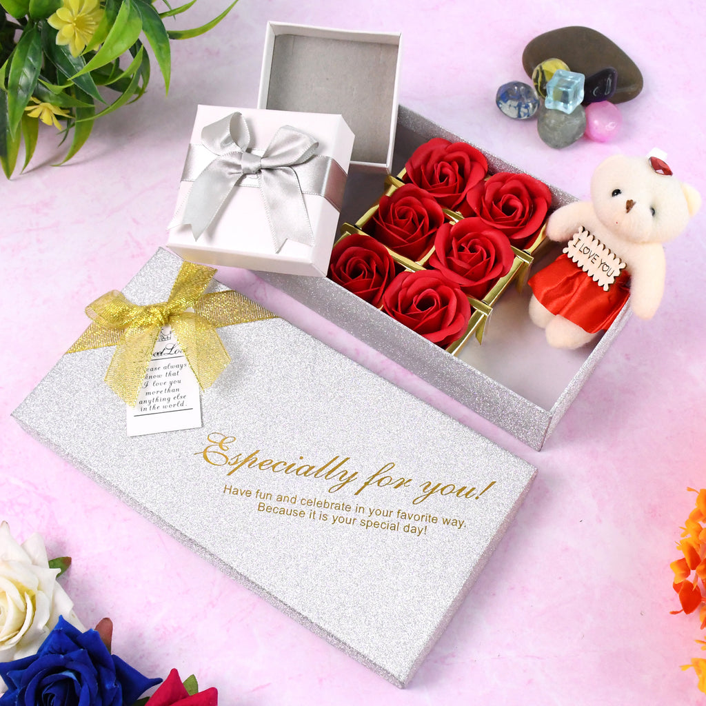 Scented Rose Flowers Pack With Teddy